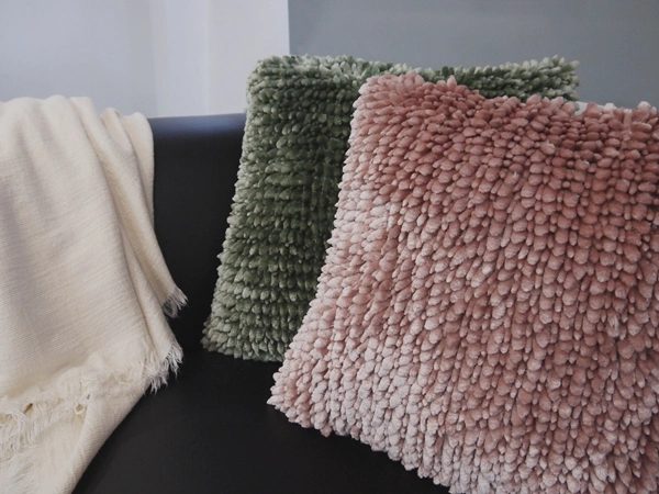 Best Selling Luxury Massage Cushions Digi Velvet Fabric Plush Pillows